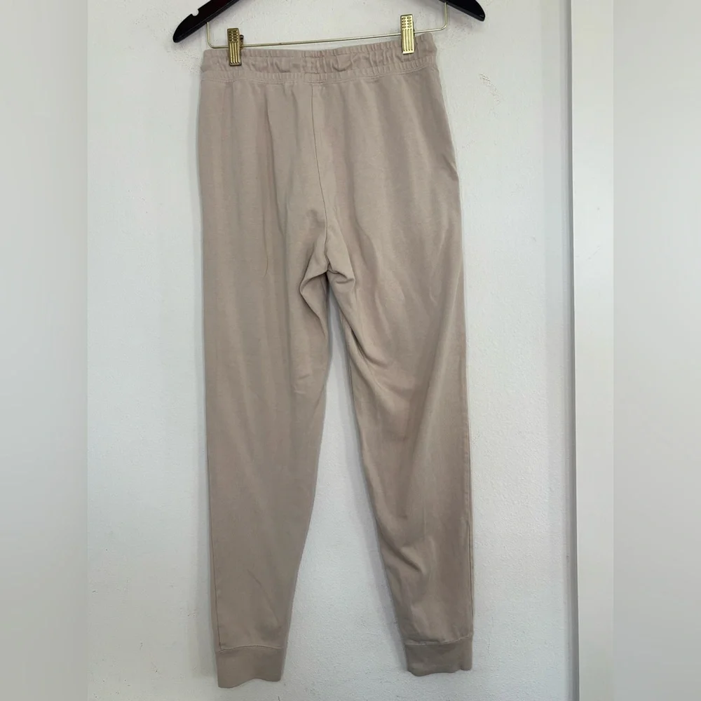 Nike joggers soft
